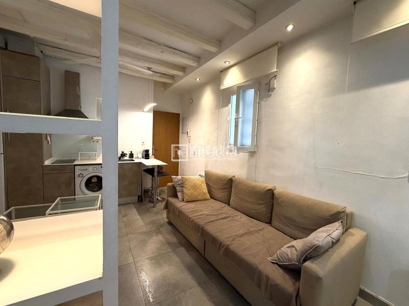 Foto b8b15619-65f9-4e4f-9af1-3c335a167cc9. Pis a Universidad-Malasaña Madrid