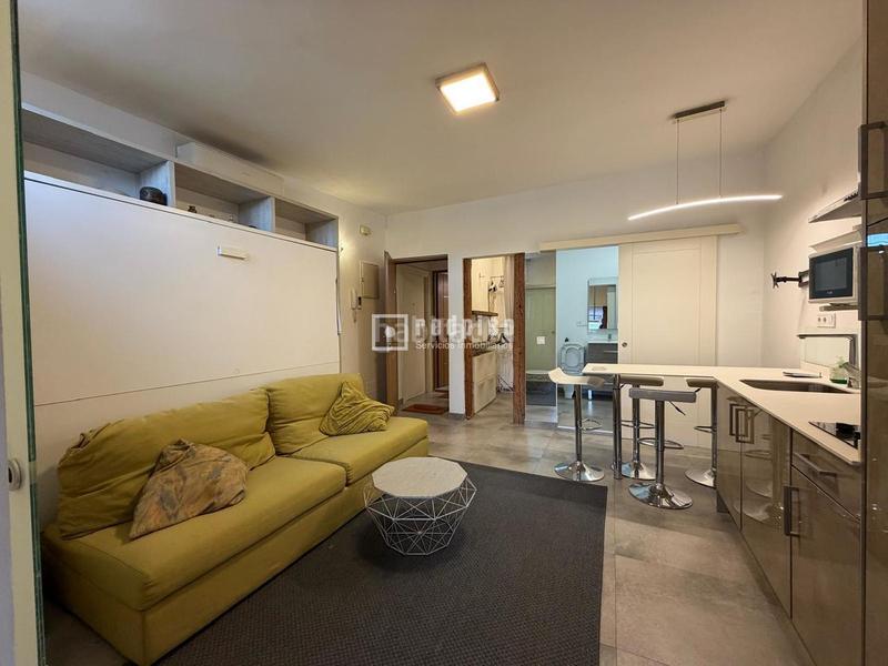 Foto f00c96f5-a729-4483-8876-0fc8d73c3621. Pis a Universidad-Malasaña Madrid