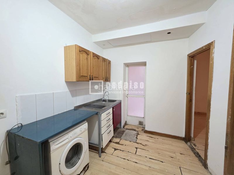 Foto b8b321db-6964-414a-a178-b90cb15ca753. Piso en Universidad-Malasaña Madrid