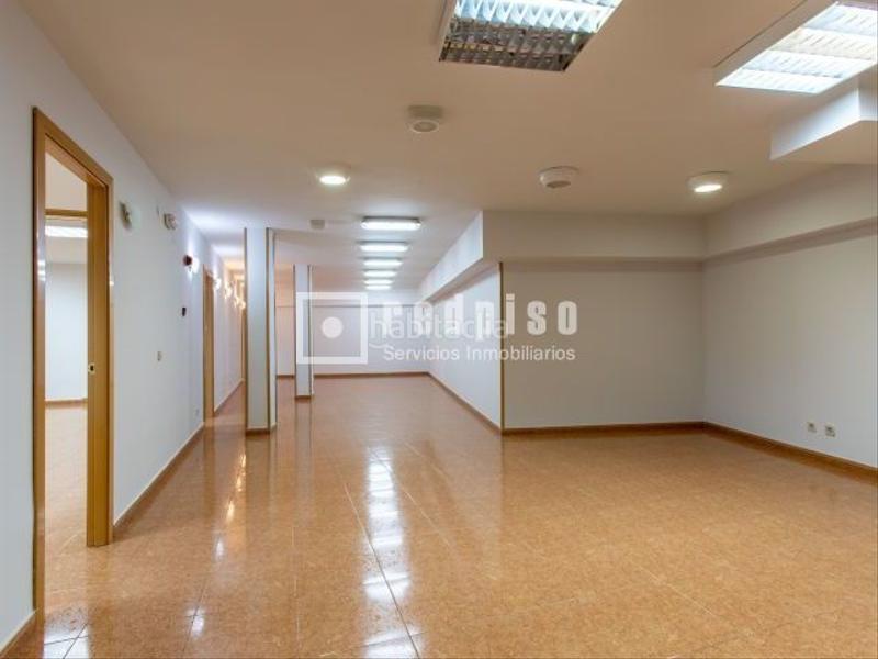 Foto 01adec8e-24c4-404e-ae69-855d9f189540. Lloguer local comercial a Centro-Ayuntamiento Pinto