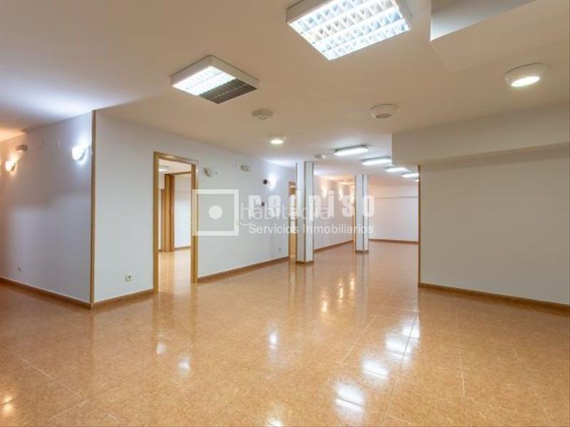 Foto 6bba138a-8bcb-4739-b7f3-3633d356a732. Rent business premise in Centro-Ayuntamiento Pinto
