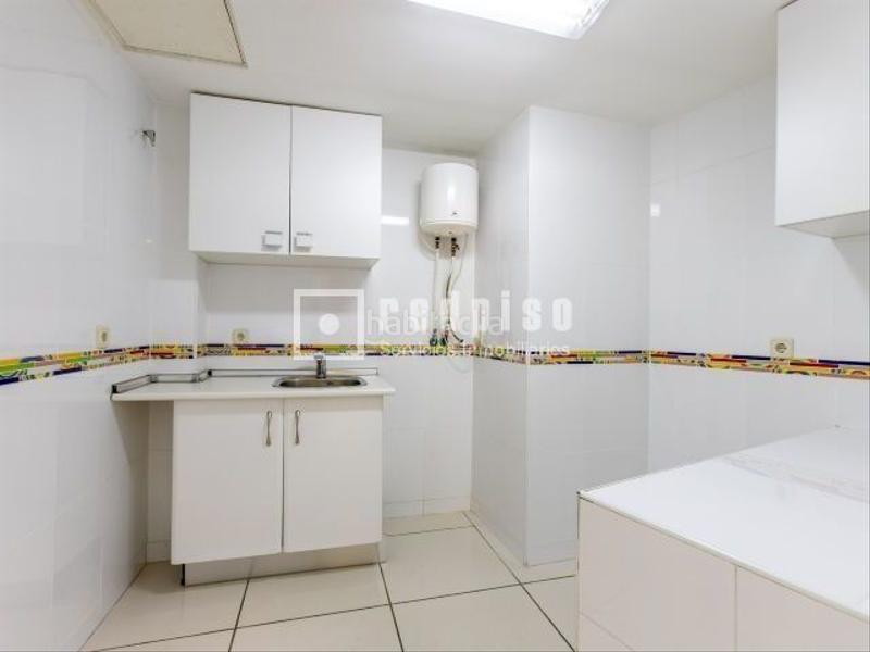 Foto 53f1c017-dfe3-4d00-bddb-524049c78962. Local comercial a Centro-Ayuntamiento Pinto