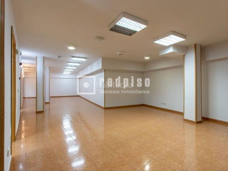 Foto b4c46aa4-f17d-4dcf-8a4f-87f3d00d579f. Local comercial a Centro-Ayuntamiento Pinto