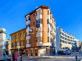 Rent Office space in Centro-Ayuntamiento. Oficinas a estrenar en el corazón de pinto...