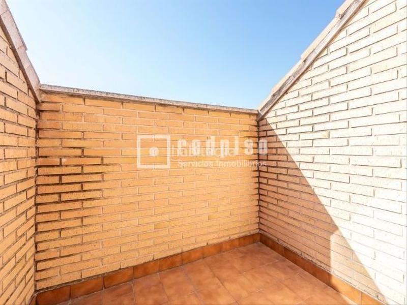 Foto f3dd6281-942d-45e9-82f5-b7aea21a550d. Dúplex en San José-Buenos Aires Pinto