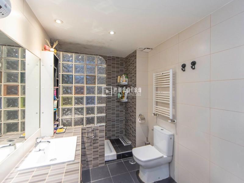 Foto 0c494380-eed9-4ad6-9b9b-238f6d59d2f8. Piso exclusivo piso reformado para entrar a vivir con plaza de garaje opcional en Pinto