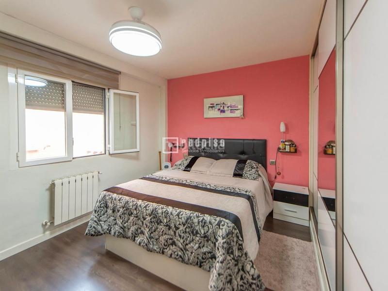 Foto 10bc2aa1-3728-4189-a3c1-0a04835445d8. Piso exclusivo piso reformado para entrar a vivir con plaza de garaje opcional en Pinto