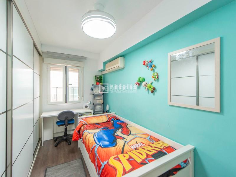 Foto 9f6fa45d-d0a7-42e0-a062-fc995f778b7c. Piso exclusivo piso reformado para entrar a vivir con plaza de garaje opcional en Pinto