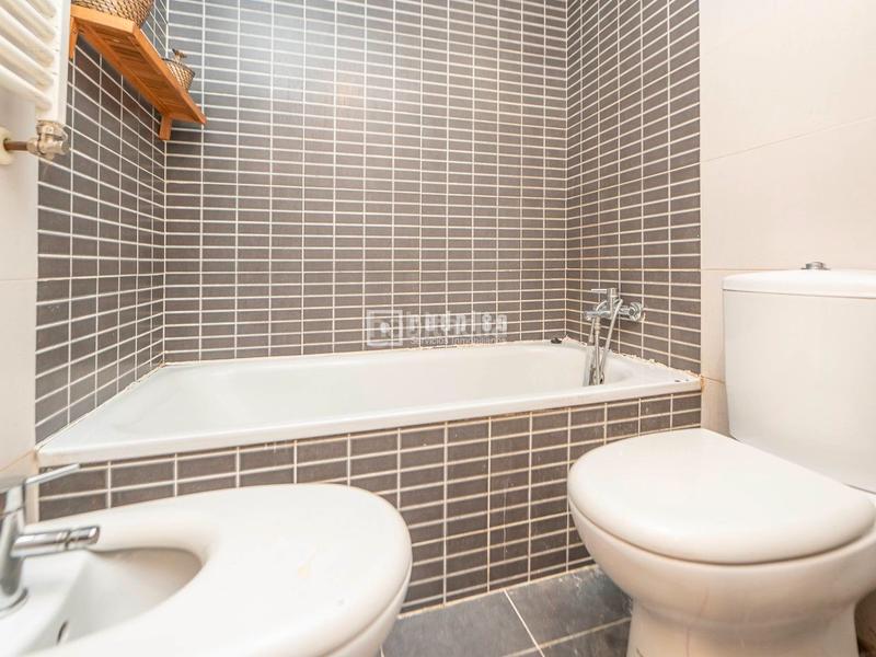 Foto 31f81b74-44c2-404e-b70d-d2afeb0b852f. Pis amb calefacció a San José-Buenos Aires Pinto