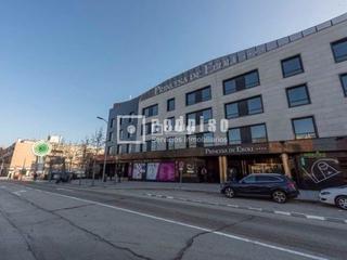 Dúplex a Puerta Pinto-Valparaíso. Espectacular duplex en urbanización con ascensor, garaje y terra
