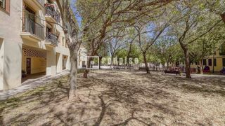 Appartement à Centro-Ayuntamiento. Vivienda de 4 habitaciones con ascensor
