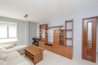 Etagenwohnung in Centro-Ayuntamiento. Vivienda en centro de pinto con plaza de garaje