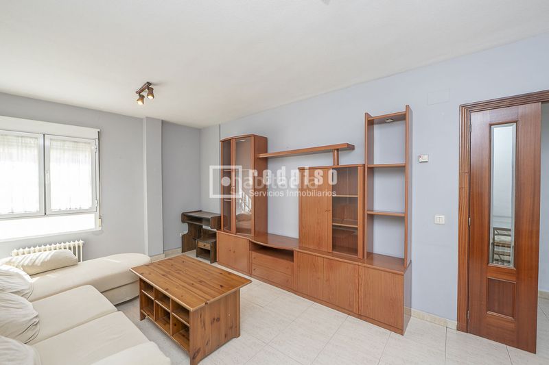 Foto b5847850-6997-458b-a420-7588bfb3a871. Pis amb aparcament a Centro-Ayuntamiento Pinto