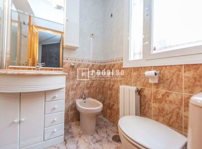 Foto adbf081b-dfa6-48a7-8cdd-3c0da6d110c9. Flat with heating in puerta Pinto-valparaíso Pinto