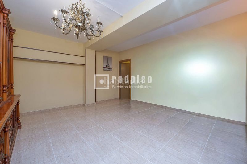 Foto c9543905-8f30-46cb-9688-26e50f0575d3. Piso en San José-Buenos Aires Pinto