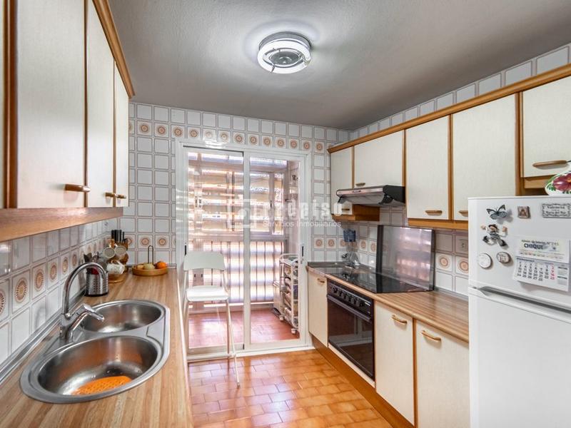 Foto e281c0b5-2320-44e8-b56c-bfe1e98907e4. Piso luminoso piso en esquina con vistas!! en Pavones Madrid