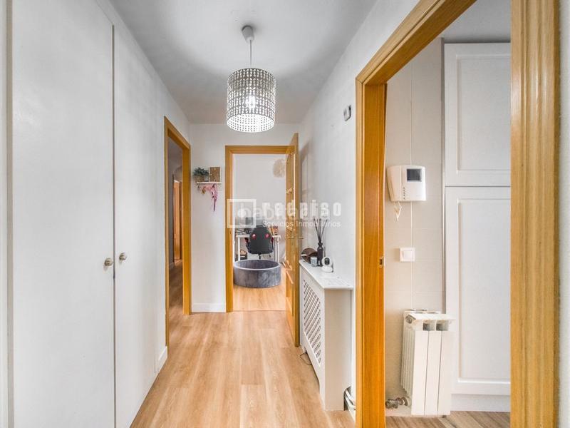 Foto 847e7f38-d5dd-474e-b43e-695409782056. Appartamento con riscaldamento parcheggio in Valdebernardo-Valderribas Madrid