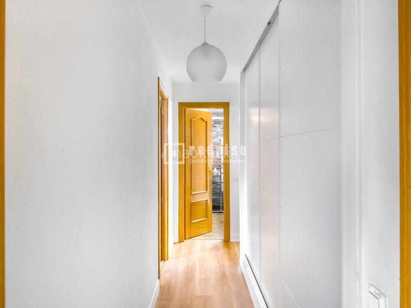 Foto f8483cbe-1b43-4dde-935d-b7777e263cb3. Appartamento con riscaldamento parcheggio in Valdebernardo-Valderribas Madrid