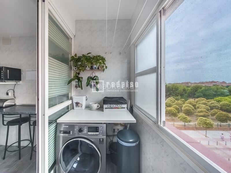 Foto a118fab8-41ce-4247-9ede-aad5160f8c7d. Piso oportunidad en valdebernardo! piso totalmente reformado listo para entrar a vivir! en Madrid