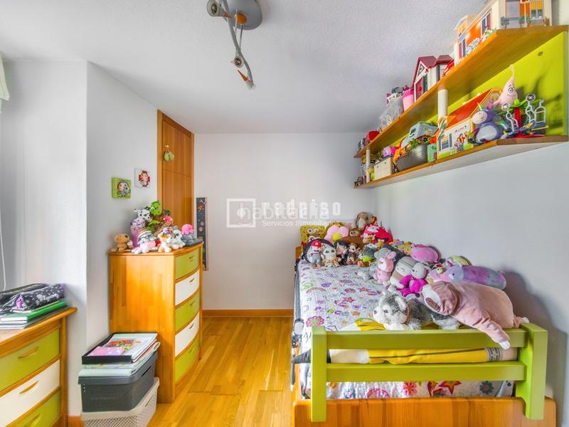 Foto 0cd72ee2-cd60-4265-9593-bdb5b3c7c30c. Appartement avec chauffage parking dans Pavones Madrid