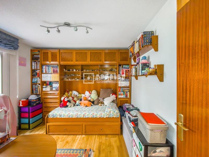 Foto 34d2ad9a-5a87-416a-b187-7cb1a9ffc542. Appartement avec chauffage parking dans Pavones Madrid