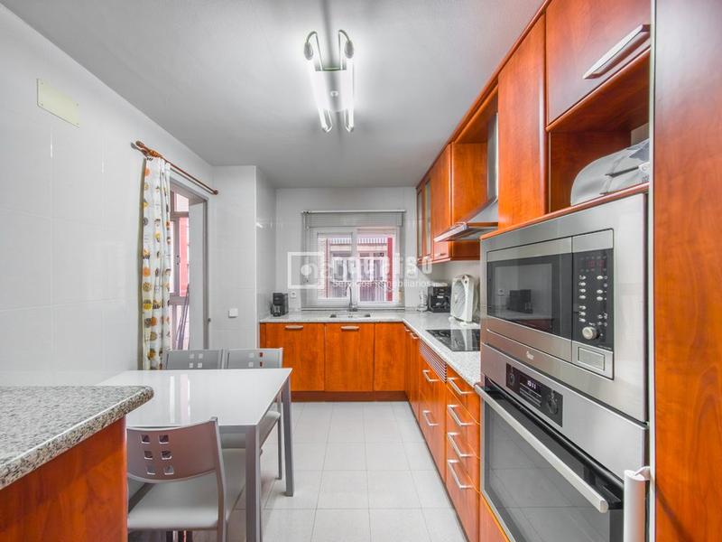 Foto 4ea4d232-52aa-48d1-ad34-8fc350494cbb. Appartement avec chauffage parking dans Pavones Madrid