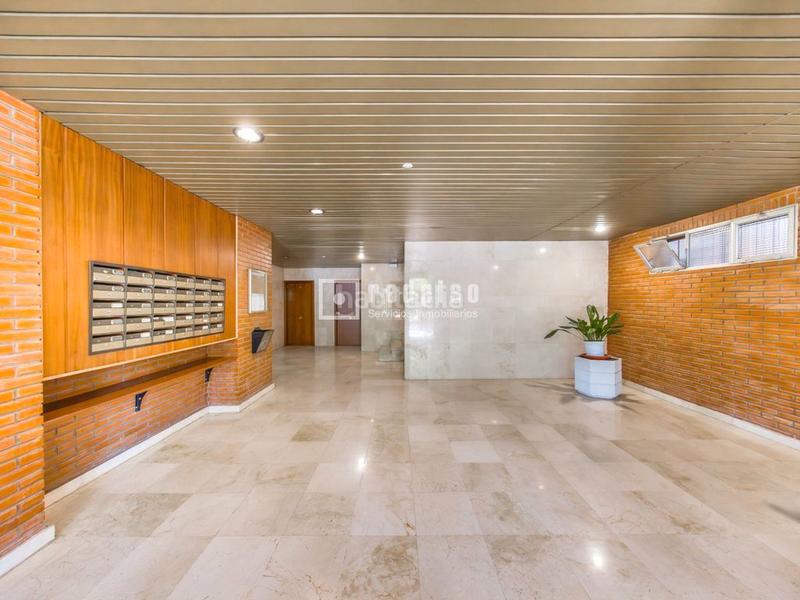 Foto 9115d699-9369-471b-9b35-657fbf753274. Appartement avec chauffage parking dans Pavones Madrid