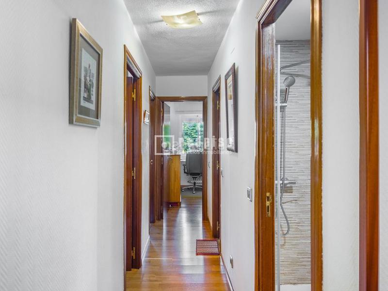 Foto c50226c0-04ed-4ca8-93d5-361da9edb202. Appartement avec chauffage parking dans Pavones Madrid