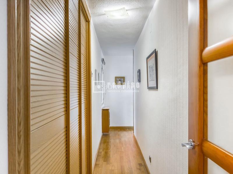 Foto d95758e7-9733-42eb-9291-4ae67877a3f2. Appartement avec chauffage parking dans Pavones Madrid