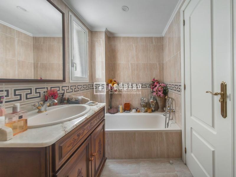 Foto 38eb0421-f422-4851-822a-b09251bec877. Appartamento con riscaldamento parcheggio in Valdebernardo-Valderribas Madrid