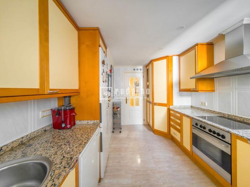 Foto d8c9813c-5b12-435c-92b8-f052ddbedcb2. Appartamento con riscaldamento parcheggio in Valdebernardo-Valderribas Madrid
