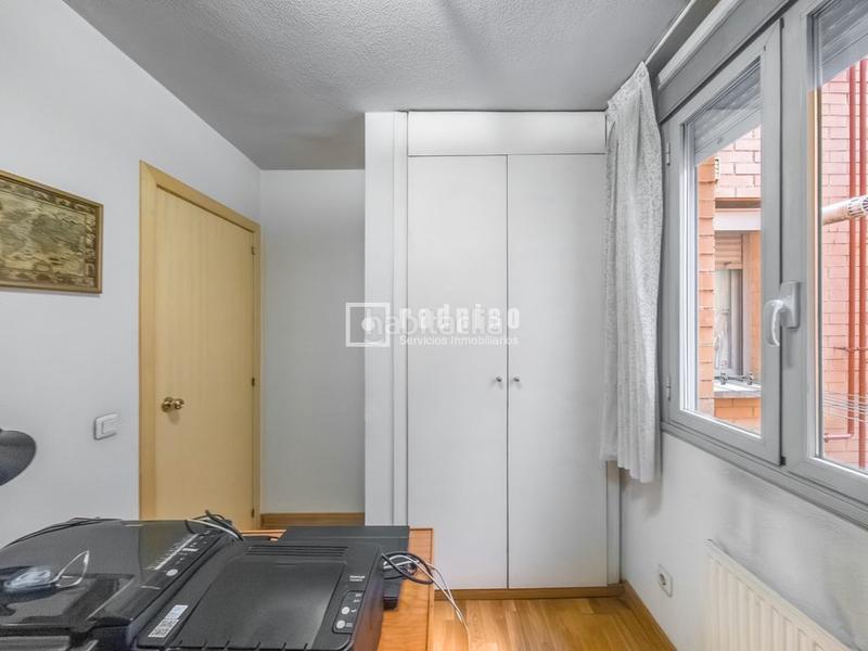 Foto 6f98dd10-846d-4d08-beab-212a70498de2. Piso oportunidad en bulevar josé prat! amplio y luminoso piso de 3 dormitorios. en Madrid