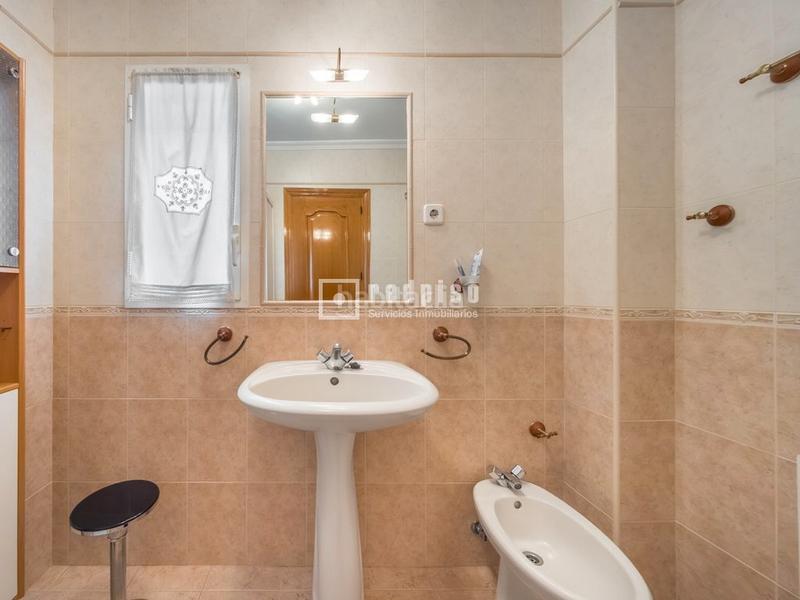 Foto 97ff228f-f5e7-4246-9c50-52e922778b87. Appartamento con riscaldamento parcheggio in Valdebernardo-Valderribas Madrid