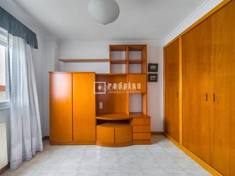 Foto 9ffefd1c-2441-40f3-9b4e-f2fd2413c044. Appartamento con riscaldamento parcheggio in Valdebernardo-Valderribas Madrid