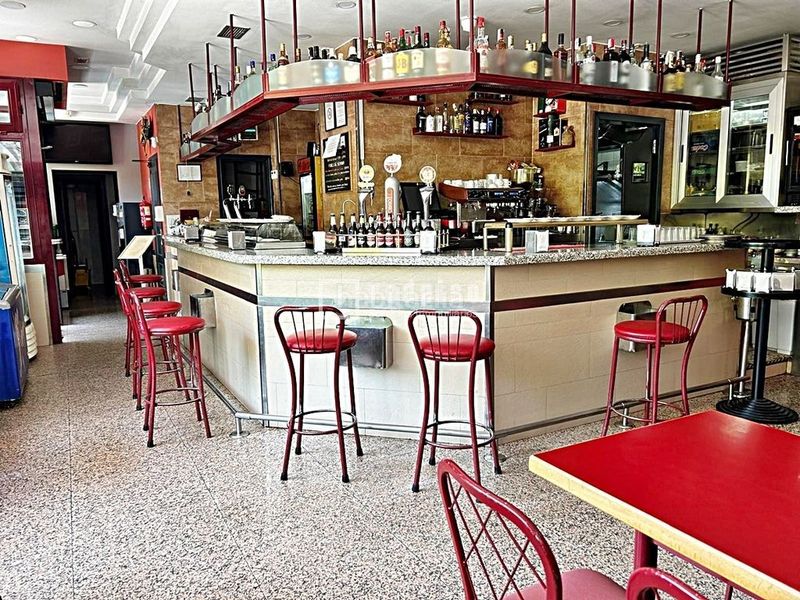 Foto cfdf0014-3064-4cf0-b82c-21849f261536. Local comercial a Horcajo Madrid