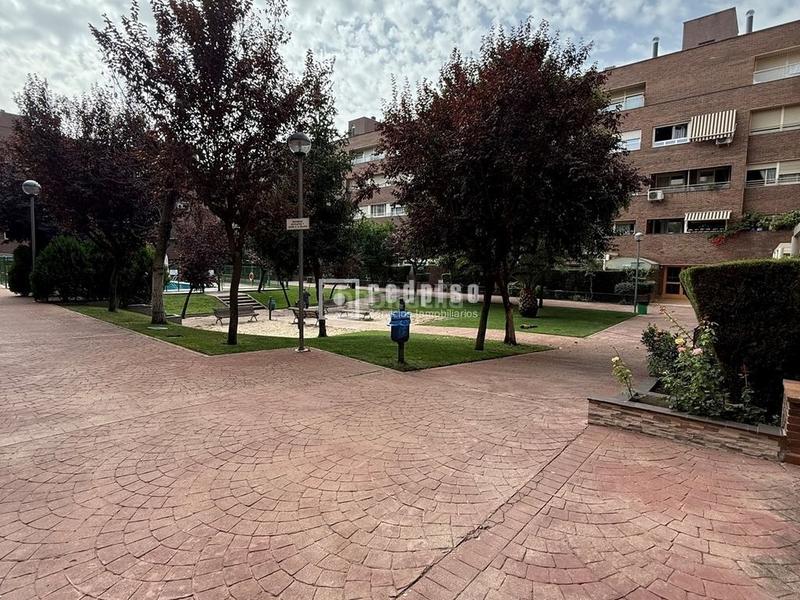 Foto 53d282bc-4c3e-4ef2-bdd3-be2e29399bc5. Piso  en venta en valdebernardo calle juglares en Madrid