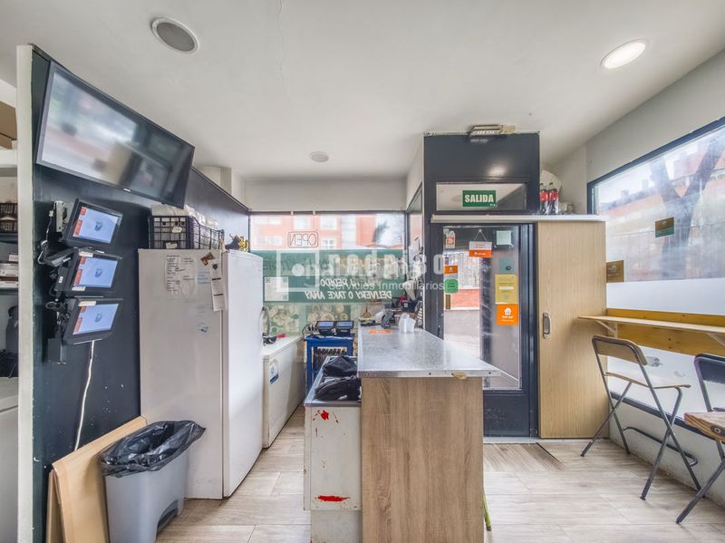 Foto 6abb8f68-65b5-4b65-9198-25fa10e4d580. Local comercial a Horcajo Madrid