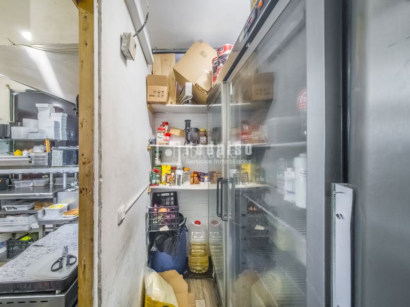 Foto b0be1723-a19b-4d91-a13b-cedd87de6860. Local comercial a Horcajo Madrid