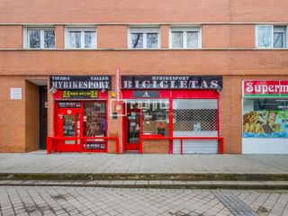 Business premise  Del doctor garc�a tapia. Gran oportunidad de inversi�n en madrid!