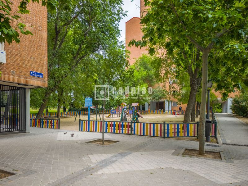 Foto e62888f6-d8a5-40ef-8ee9-53ccf609bfc6. Pis amb calefacció a Pavones Madrid
