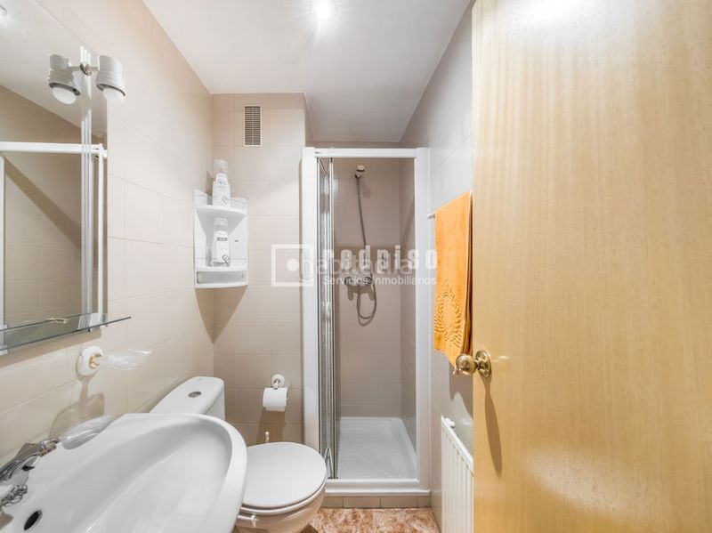 Foto 0fb726ef-84ec-4345-9359-8d025fe3cec2. Flat with heating parking in Valdebernardo-Valderribas Madrid