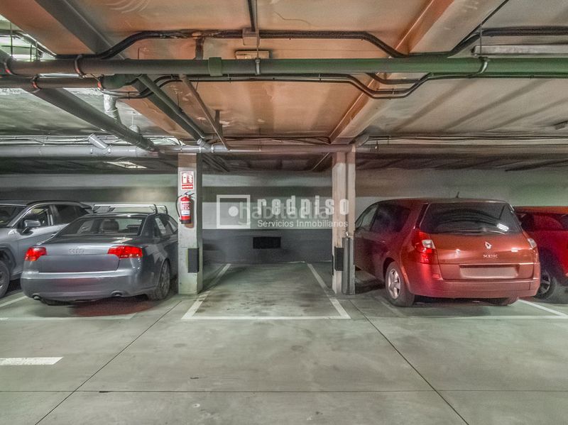 Foto 151098c7-4eec-49e9-b099-a1125d5a6cd7. Flat with heating parking in Valdebernardo-Valderribas Madrid