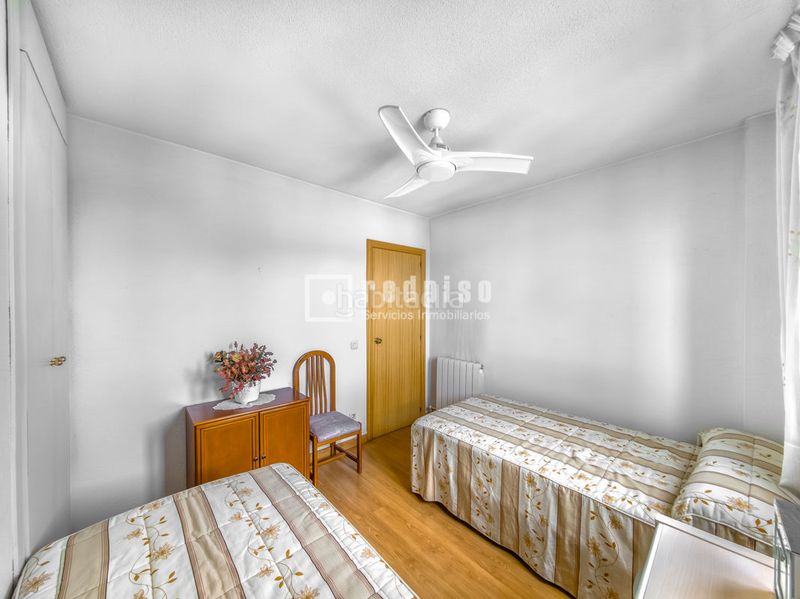 Foto 6052879c-5278-46da-9064-a628f30a6e1a. Flat with heating parking in Valdebernardo-Valderribas Madrid
