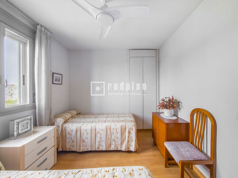 Foto 9204c6f6-35a3-41d6-96d4-1be9a9dd6f43. Flat with heating parking in Valdebernardo-Valderribas Madrid
