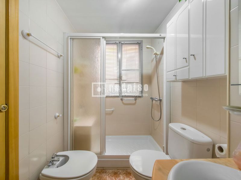 Foto 955f5e01-5422-4067-a7b9-fbadad2121ab. Flat with heating parking in Valdebernardo-Valderribas Madrid