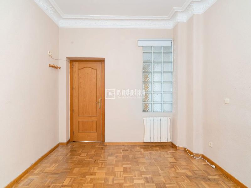 Foto fec6143b-21cb-4382-9022-c1e4279d82f1. Flat in Goya Madrid