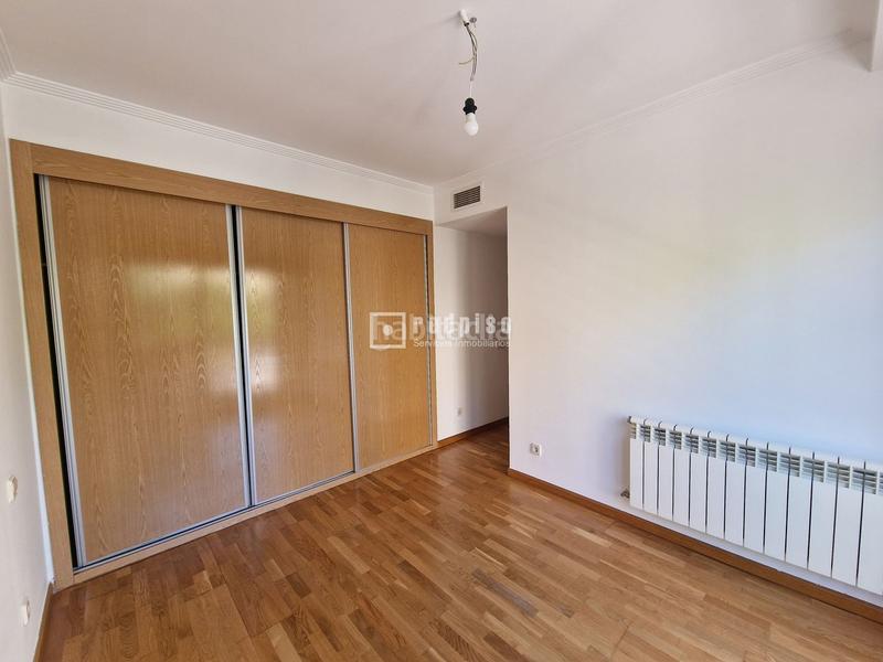 Foto 603c76e9-e3d2-4f05-bfe1-d674e635f708. Etagenwohnung mit heizung parking in Simancas Madrid
