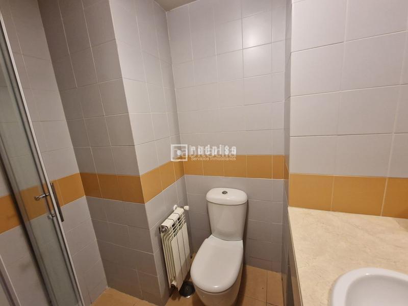 Foto be2de88a-14d2-490f-a601-03c8fe6fdd78. Etagenwohnung mit heizung parking in Simancas Madrid