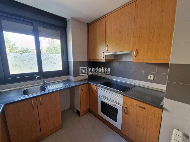 Foto 218717d6-86fb-4007-961e-a1fef62a7ff5. Piso en Simancas Madrid