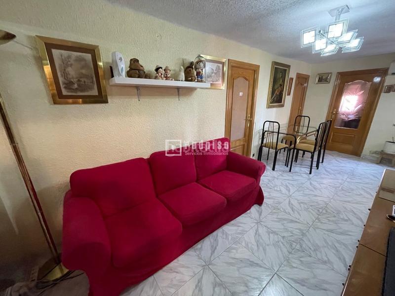 Foto f6f0abd0-2d78-4abf-a8fe-7d8289a94688. Piso en Pueblo Nuevo Madrid